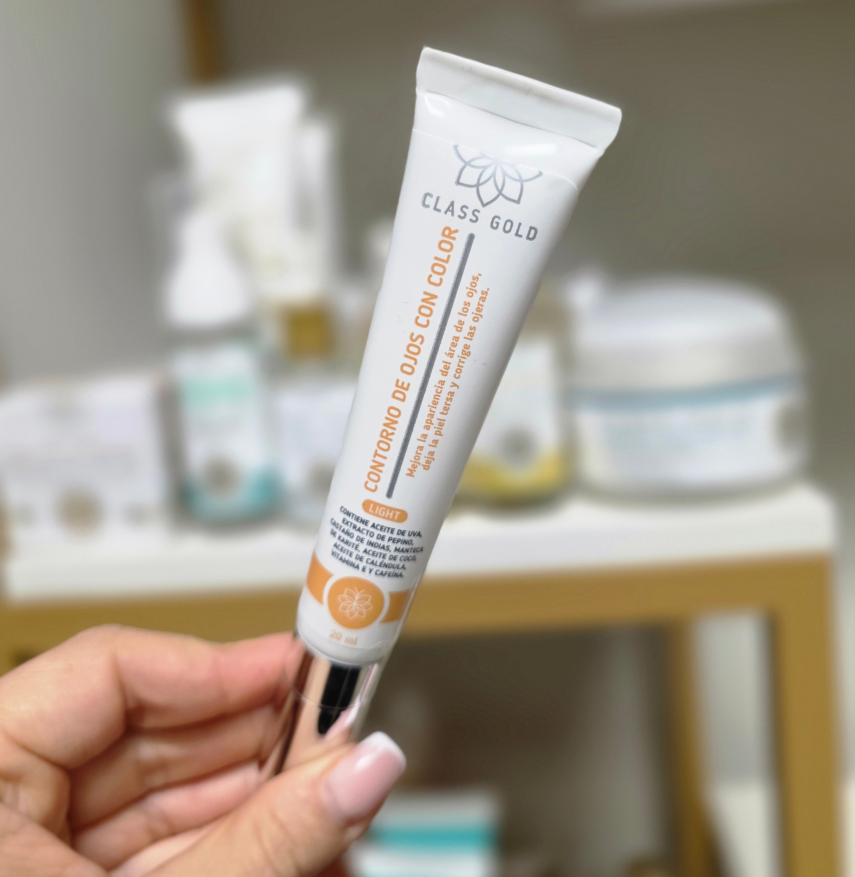 Contorno de Ojos Class Gold Con Color